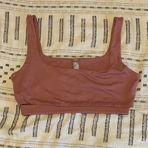 Tresser Mauve Sports Bra with Cutout Size Medium